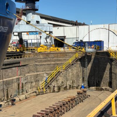 Bouwlift voor catering tijdens SAIL Amsterdam